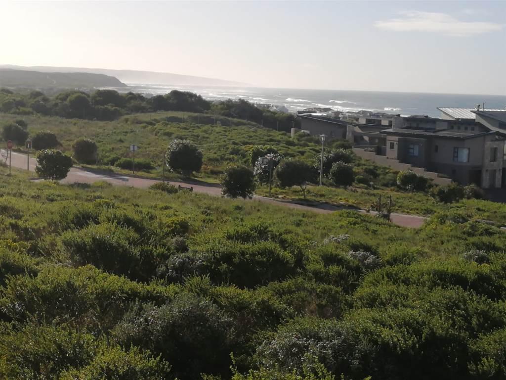 1214 m² Land available in Stilbaai photo number 9