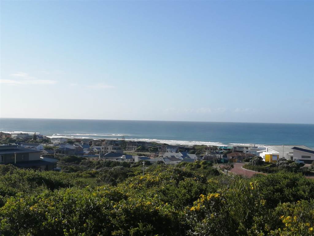 1214 m² Land available in Stilbaai photo number 11