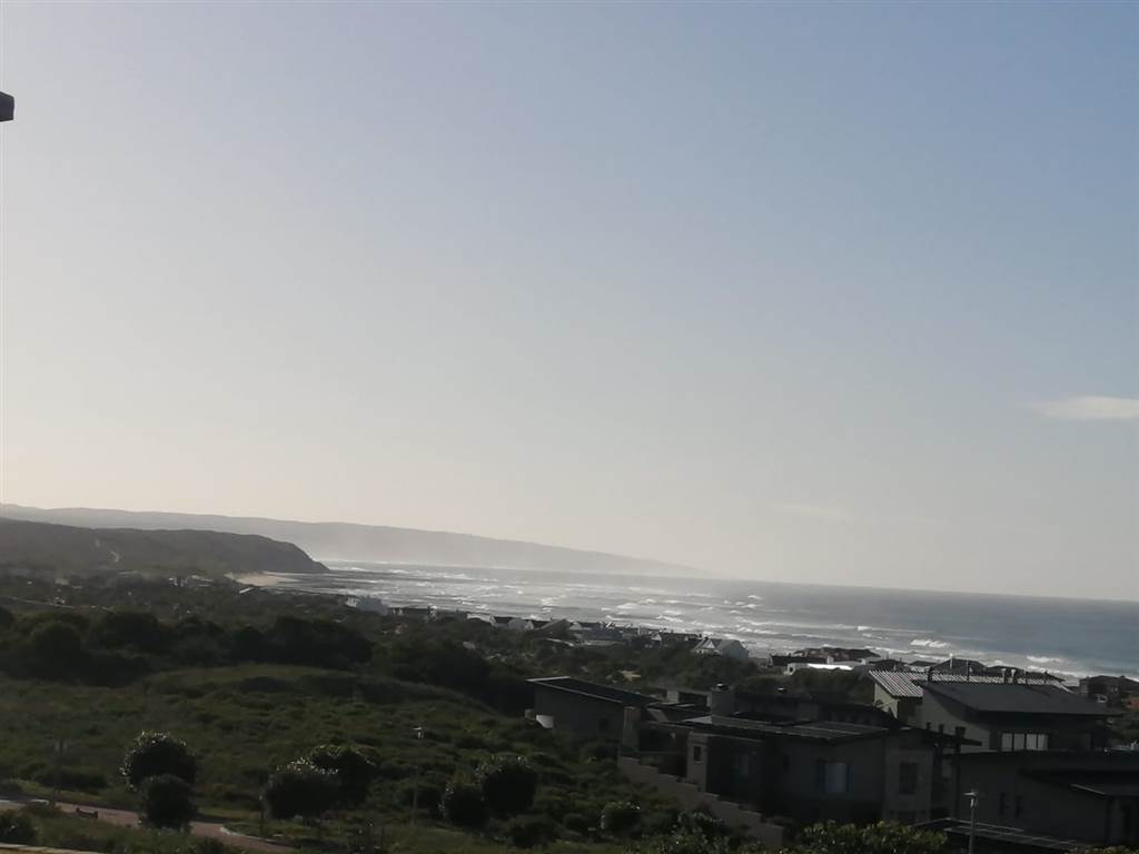1214 m² Land available in Stilbaai photo number 10