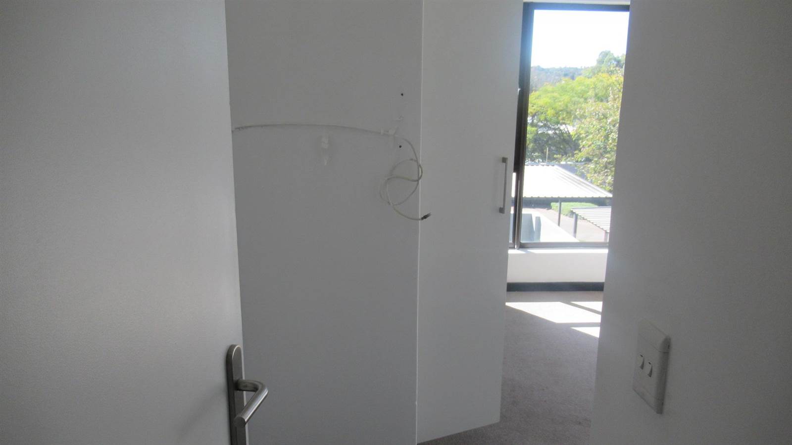 3 Bed Townhouse in Lonehill photo number 14