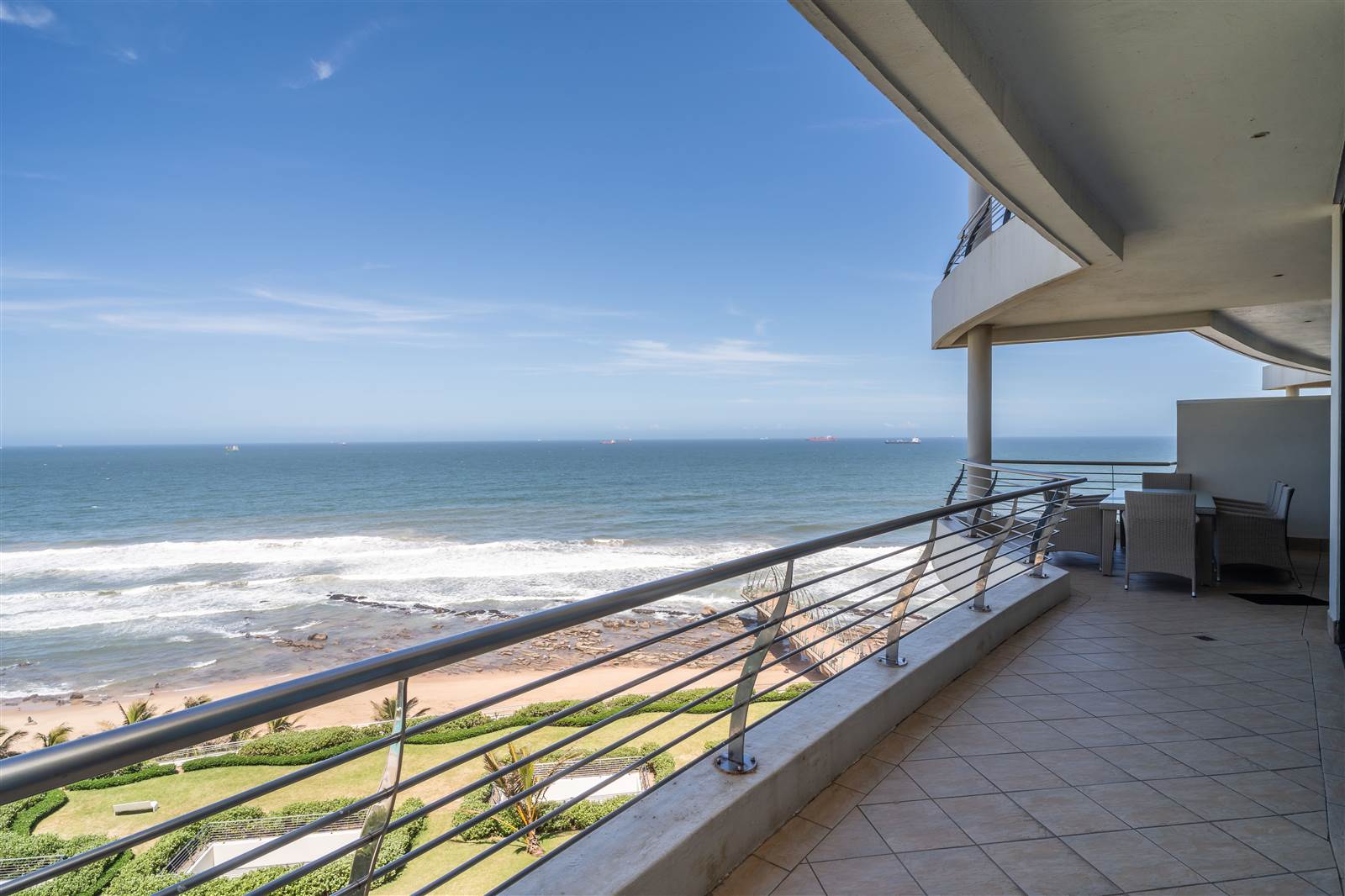 2 Bed Flat in Umhlanga Rocks photo number 21