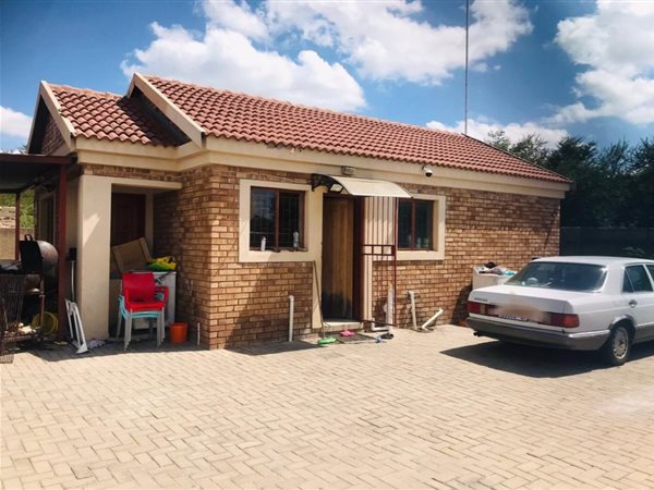 3 Bedroom House 3 Bedroom House