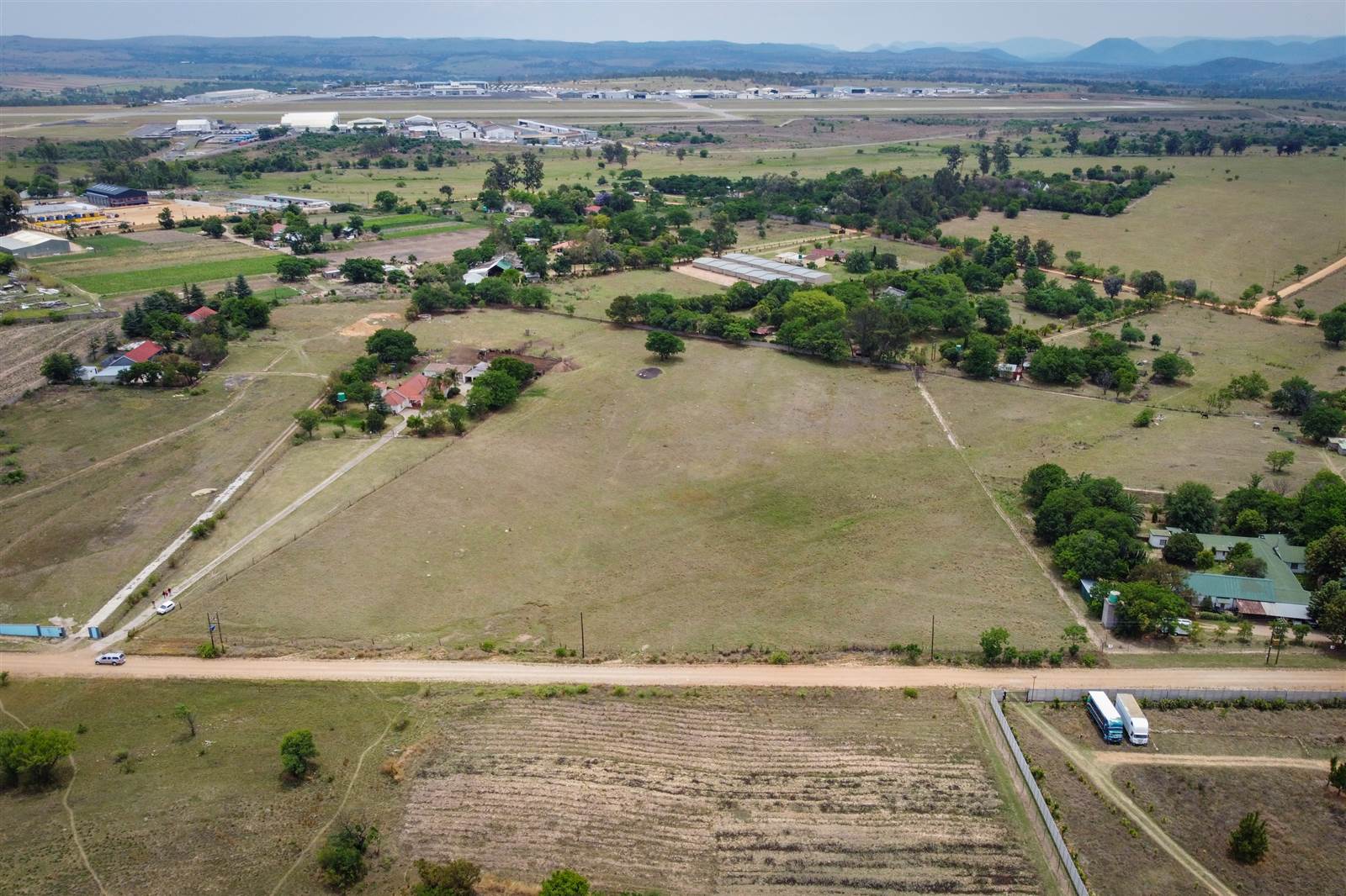 2.2 ha Smallholding in Lanseria and surrounds photo number 2