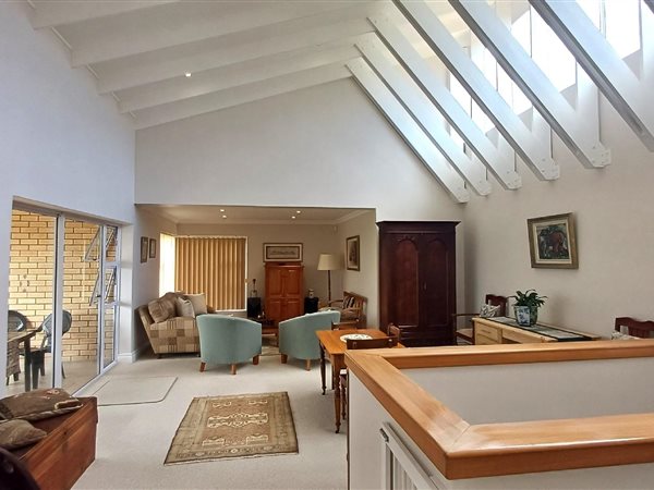 4 Bedroom House 4 Bedroom House