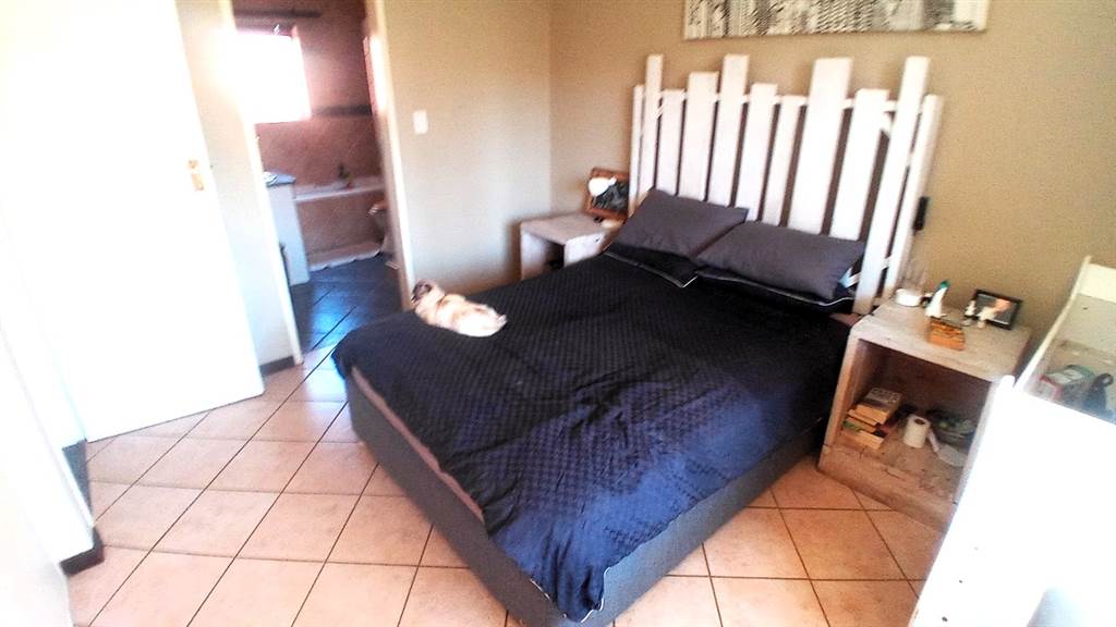 2 Bed Simplex in Monavoni photo number 20