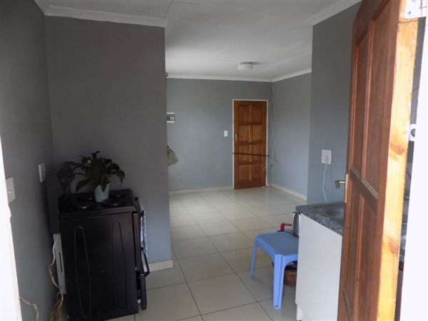 2 Bedroom House 2 Bedroom House