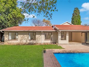 4 Bed House in Hurlingham Manor