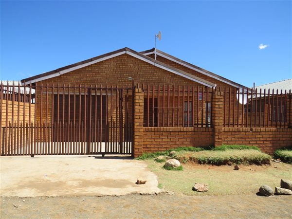 4 Bed House in Mlungisi