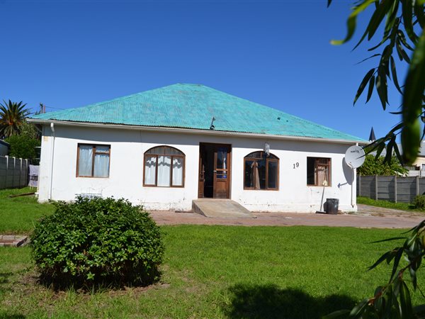 3 Bed House in Albertinia