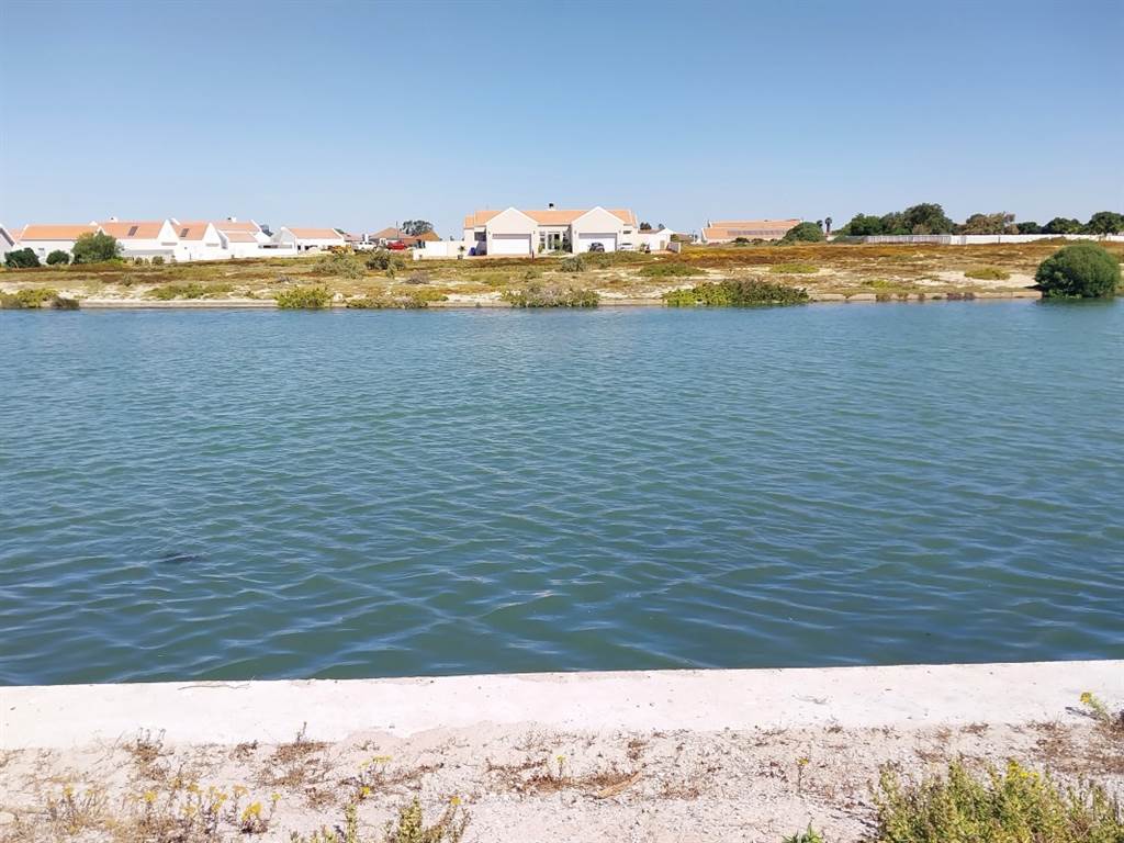 630 m² Land available in Port Owen photo number 6