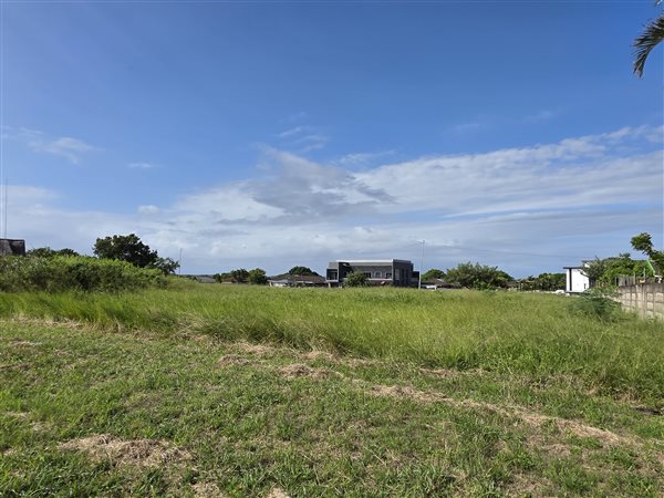 1 088 m² Land