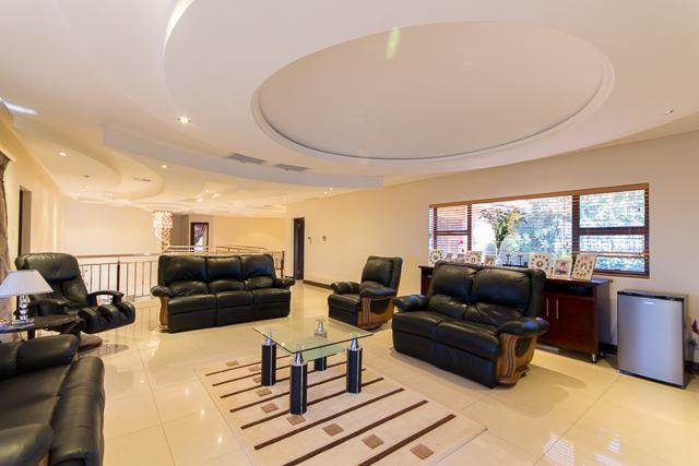 7 Bed House in Ballito photo number 5