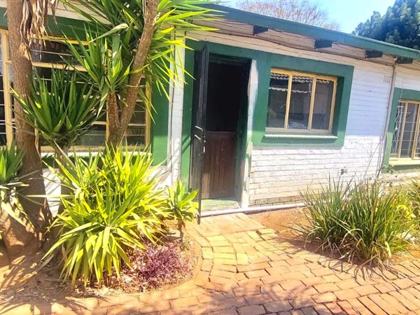 1 Bed Garden Cottage