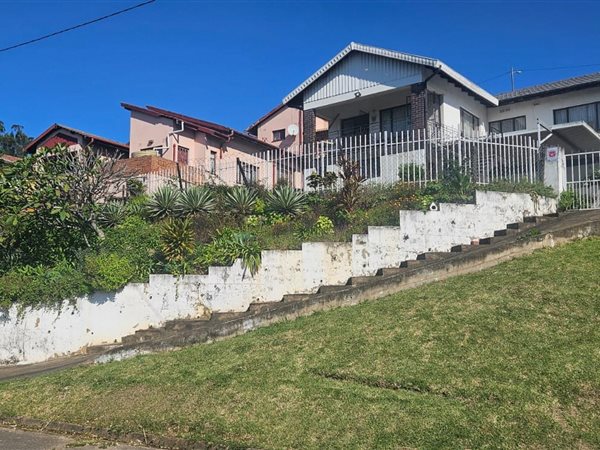 3 Bedroom House 3 Bedroom House