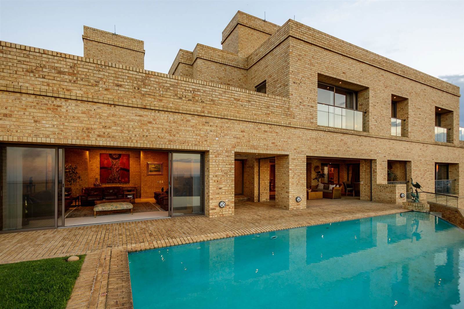 4 Bed House in Northcliff photo number 6