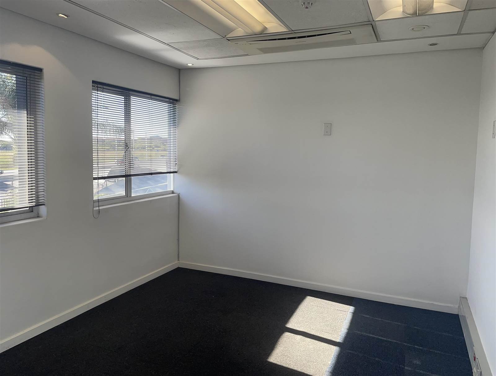 1731  m² Commercial space in Glen Austin photo number 25