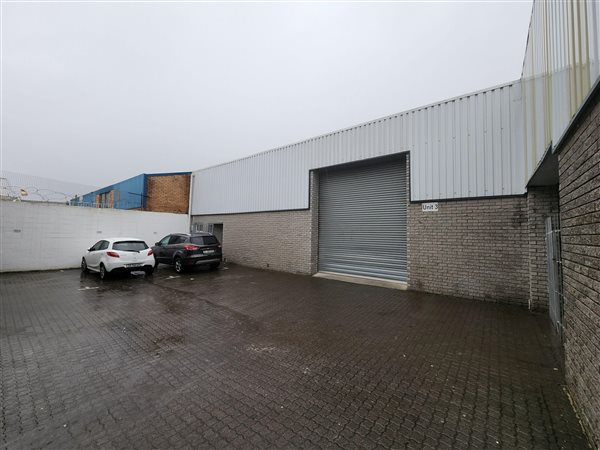 400  m² Industrial space