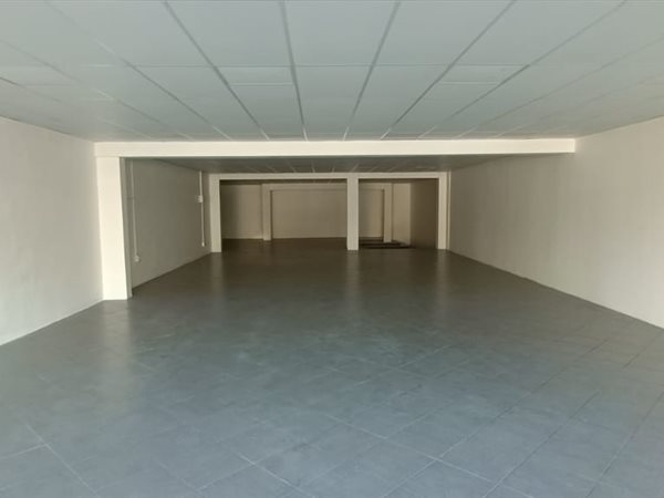 250  m² Commercial space