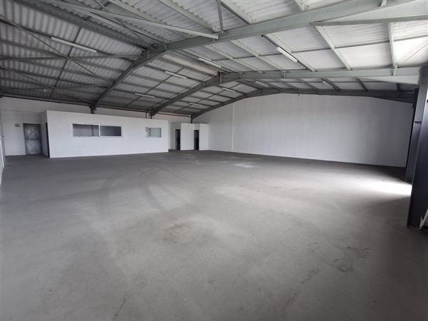 275  m² Industrial space