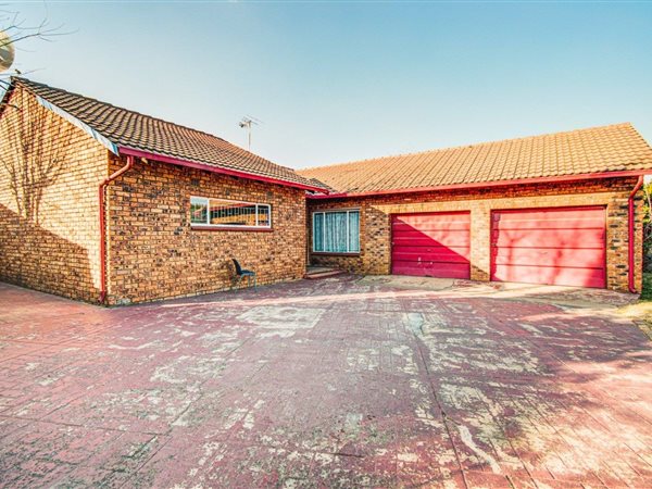 3 Bed House in Dalpark