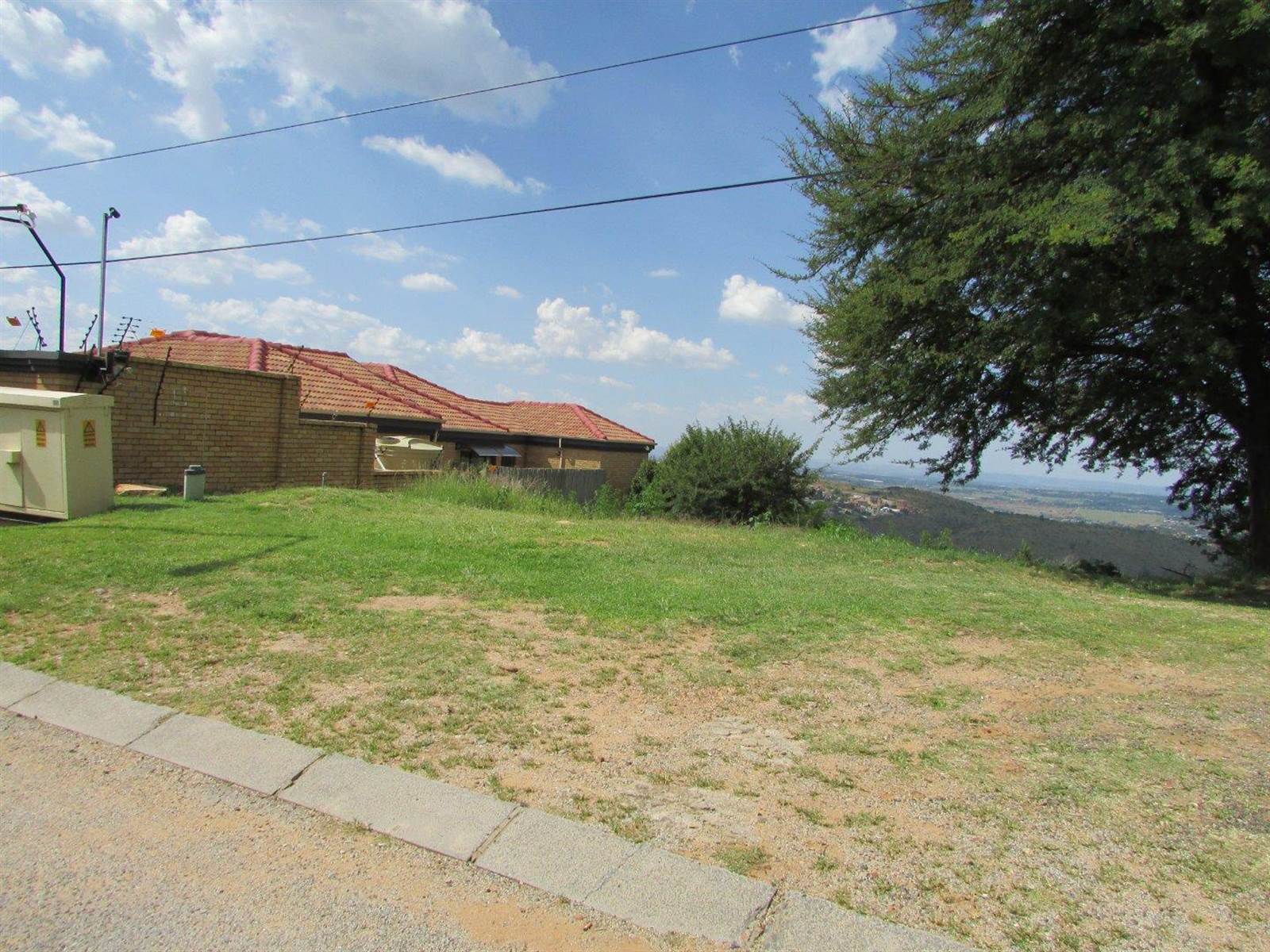 1250 m² Land available in Noordheuwel photo number 1