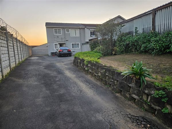 3 Bedroom House 3 Bedroom House