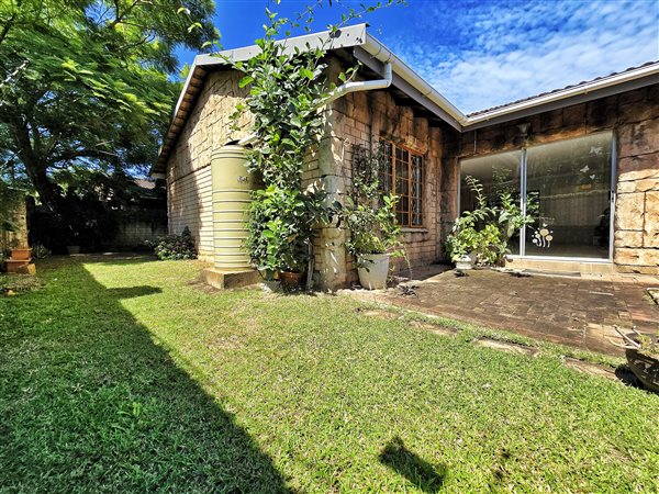 3 Bedroom Townhouse 3 Bedroom Townhouse