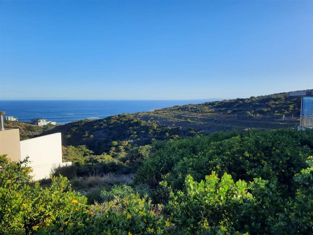 800 m² Land available in Pinnacle Point Golf Estate photo number 1
