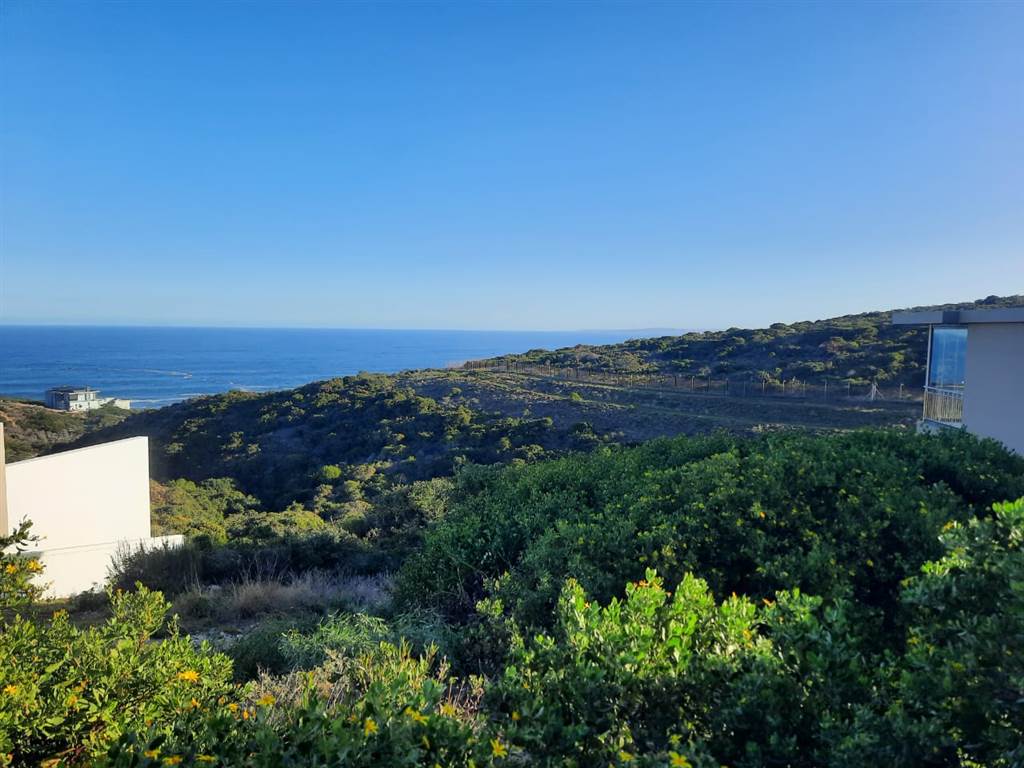 800 m² Land available in Pinnacle Point Golf Estate photo number 3