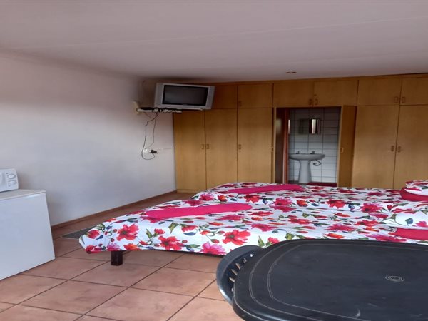 1 Bed Apartment