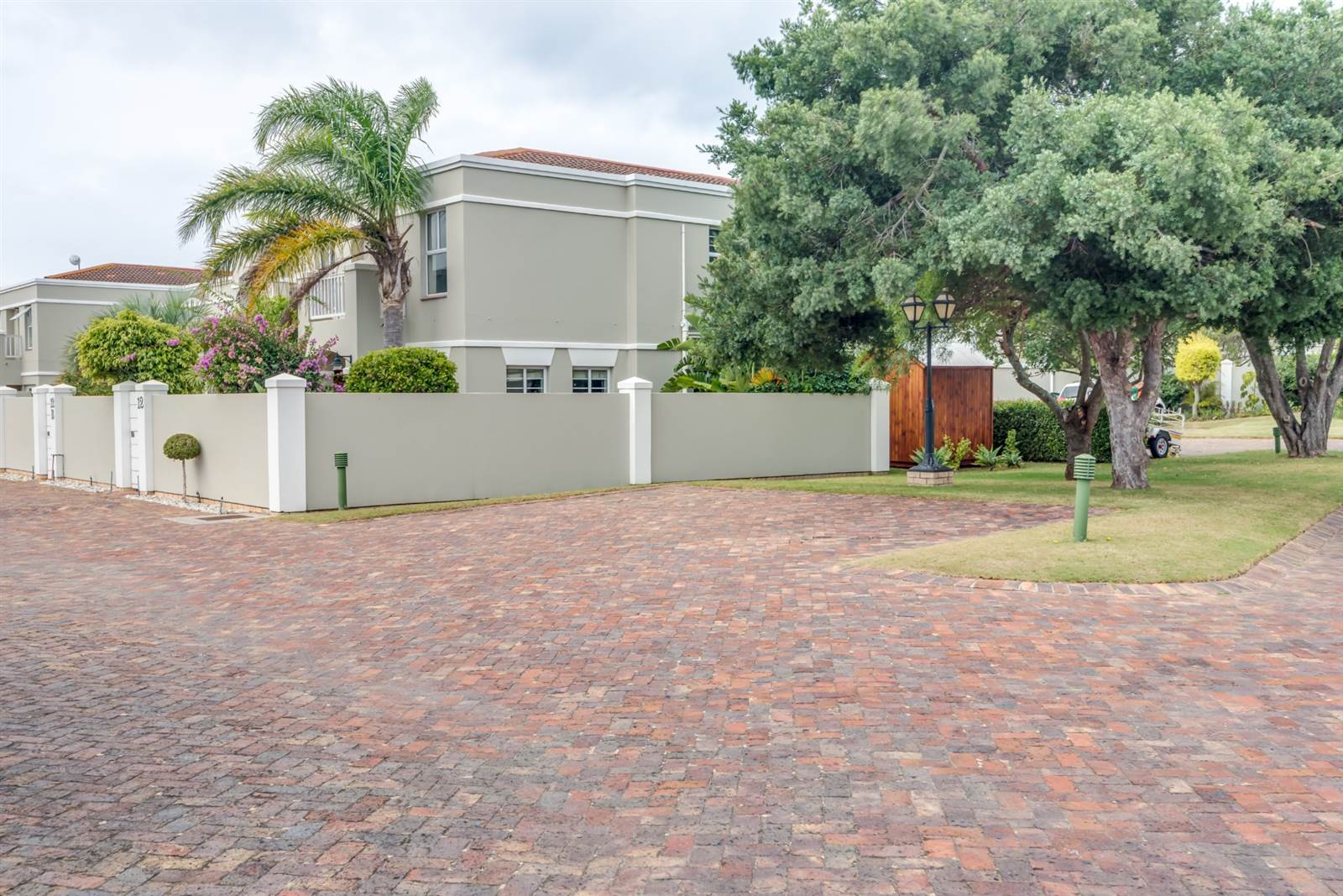 4 Bed Townhouse in Summerstrand photo number 29
