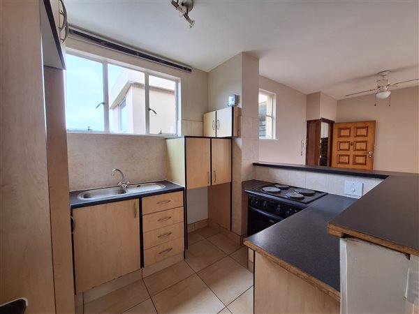 2.5 Bed Flat