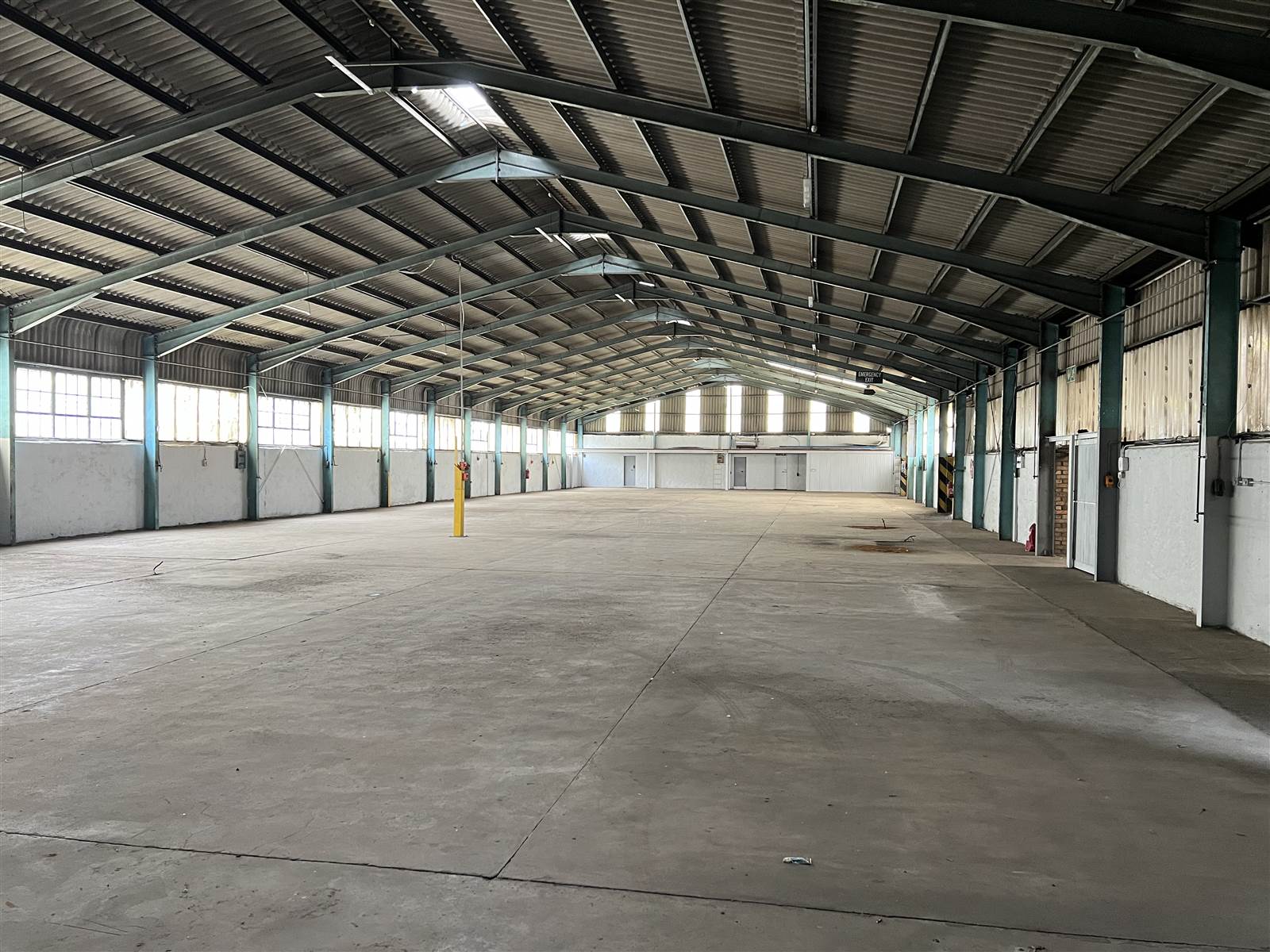 2305  m² Commercial space in Gately photo number 2