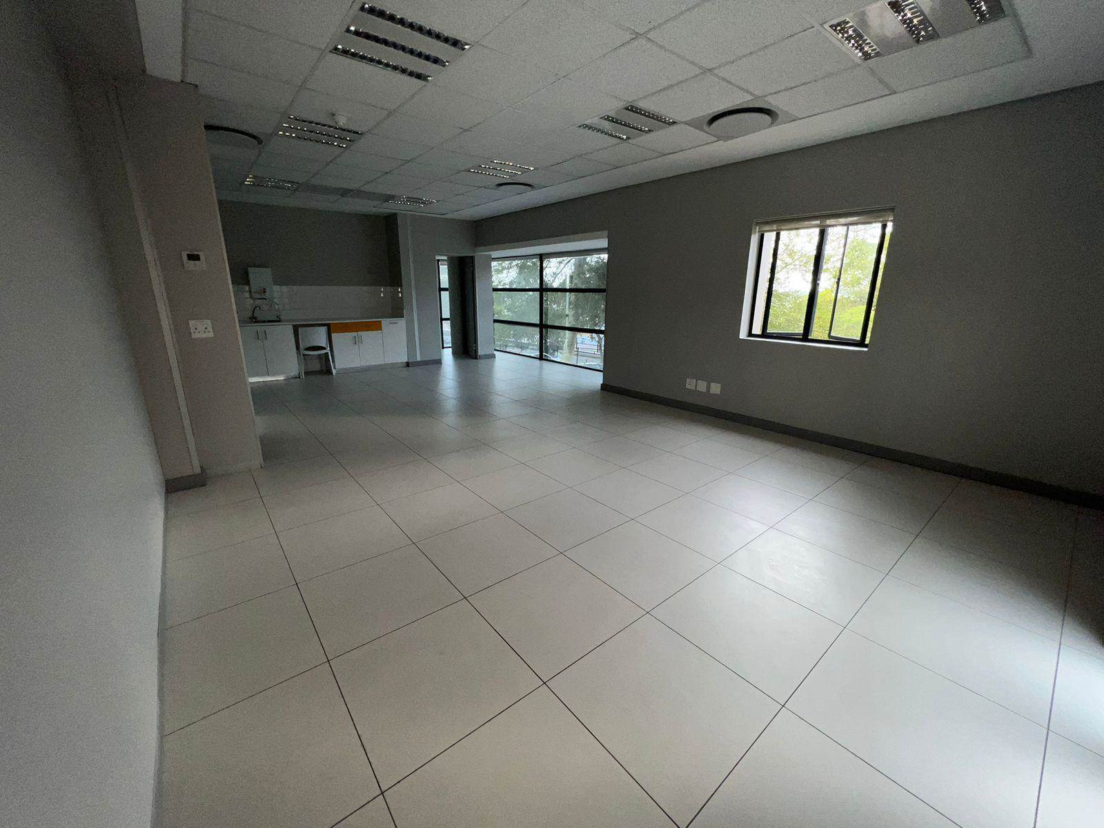 584  m² Commercial space in Strubens Valley photo number 23