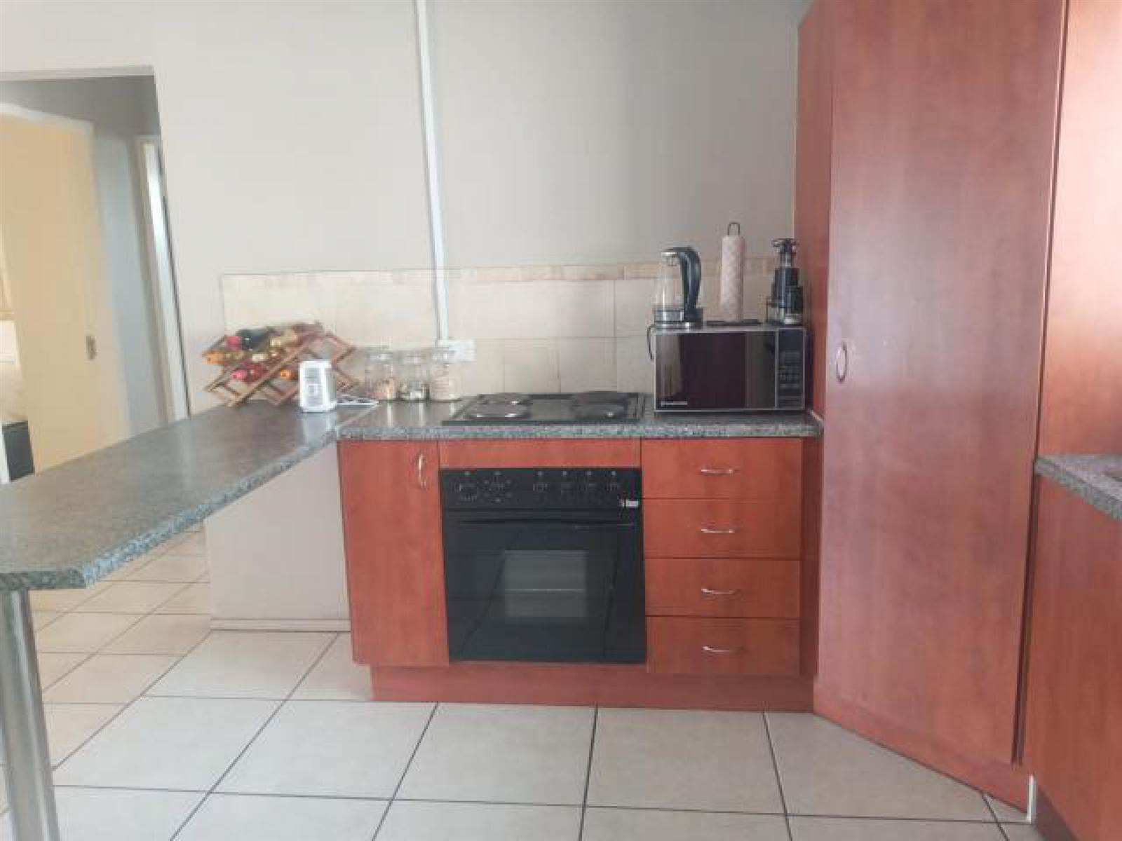 2 Bed Townhouse in Kleinfontein photo number 28