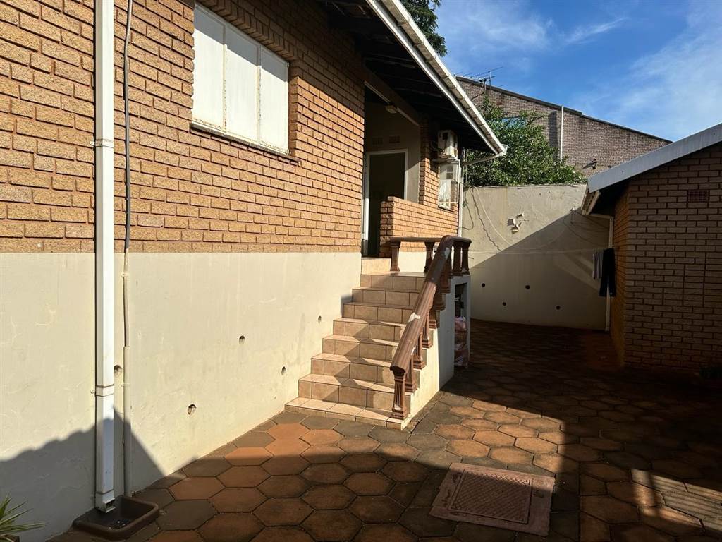 4 Bed House in Umgeni Park photo number 15