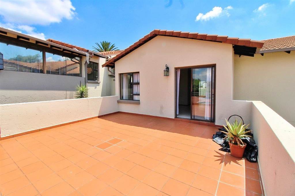 3 Bed Apartment in Linksfield Ridge photo number 13