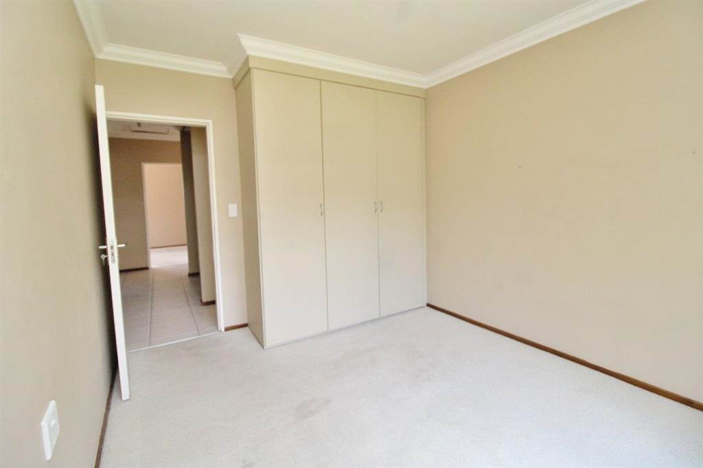 3 Bed Apartment in Linksfield Ridge photo number 15