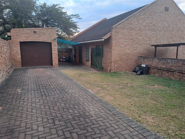 3 Bedroom House 3 Bedroom House
