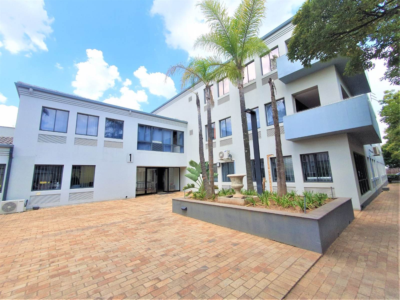 51  m² Office Space in Bryanston photo number 2