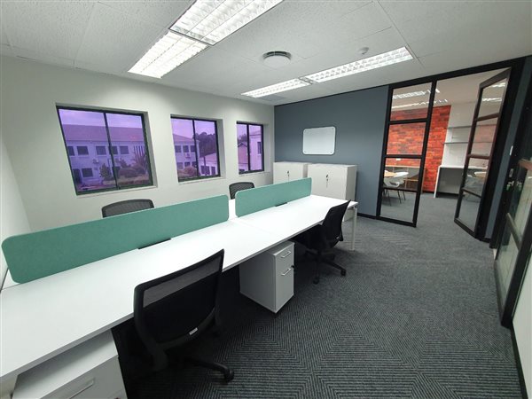 51  m² Office Space in Bryanston