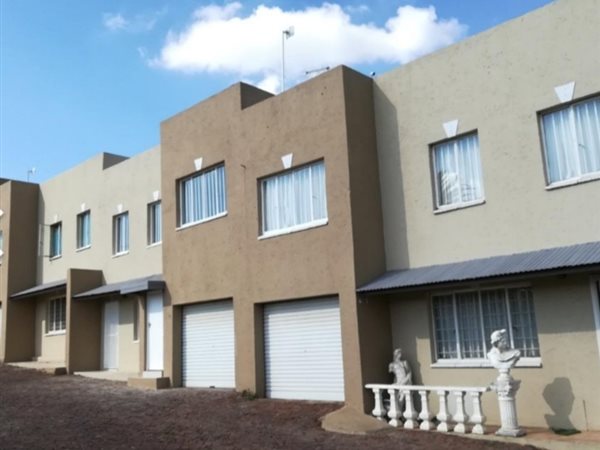 2 Bed Townhouse in Dawnview