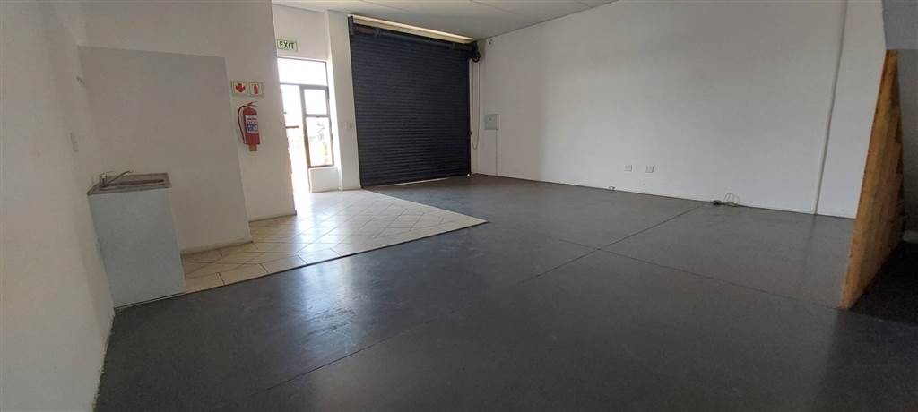 135  m² Commercial space in Spartan photo number 5