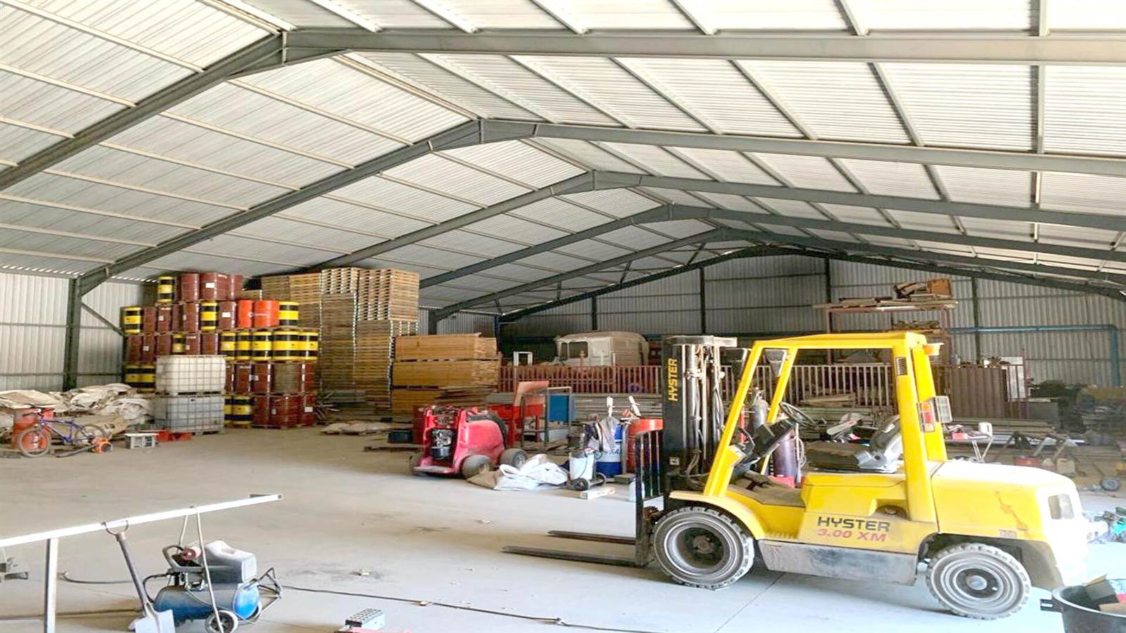 2500  m² Commercial space in De Zoete Inval photo number 16