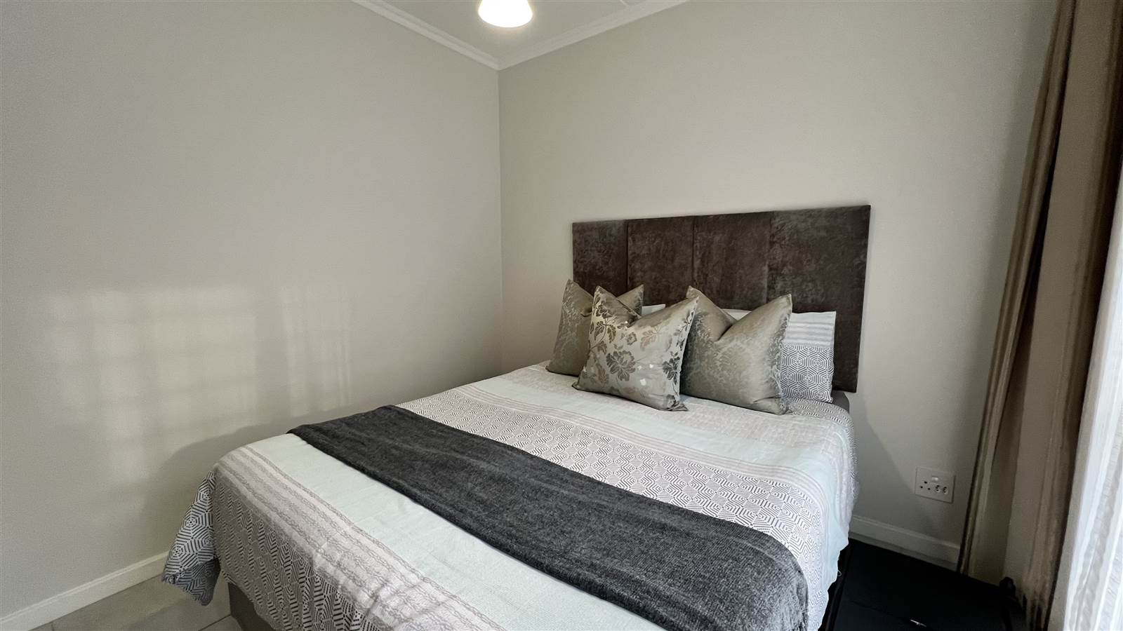3 Bed Apartment in Waterfall Estate photo number 8