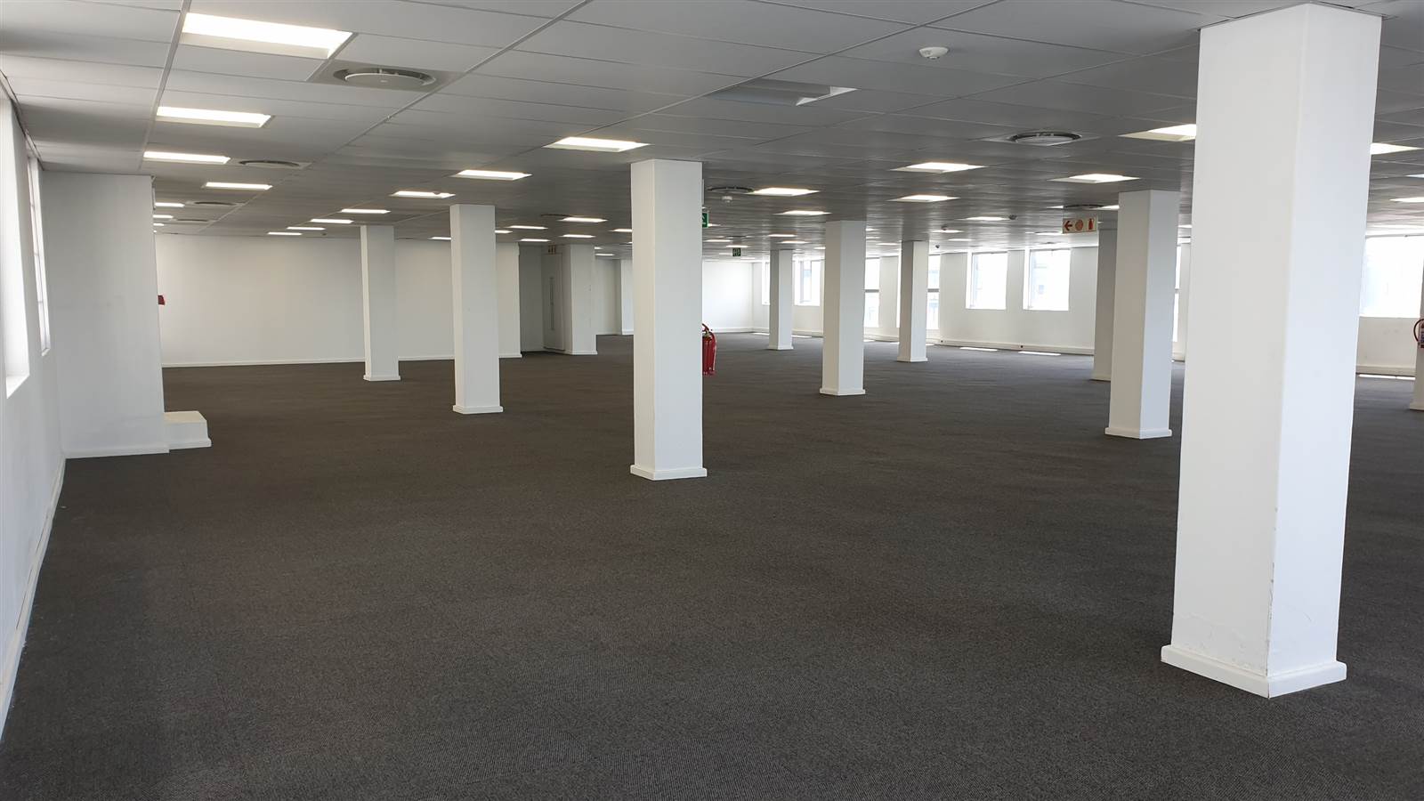 630  m² Commercial space in Bellville Central photo number 10