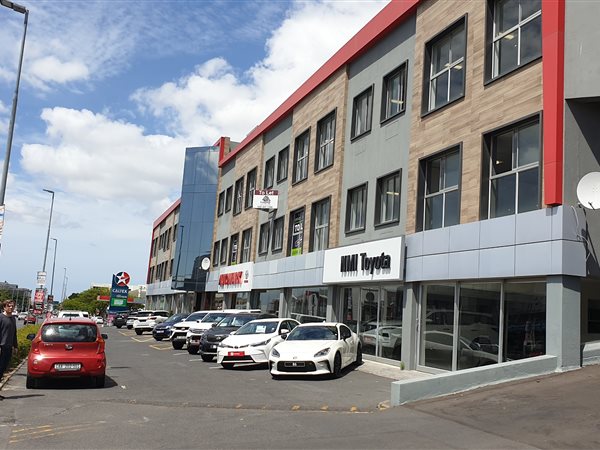 630  m² Commercial space in Bellville Central