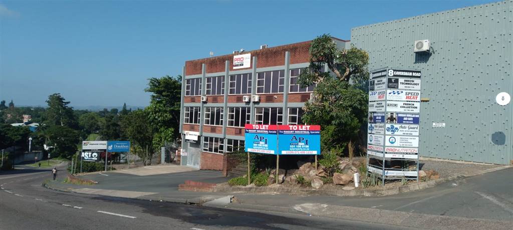 255  m² Commercial space in Pinetown Central photo number 2