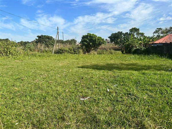 608 m² Land available in Esikhawini