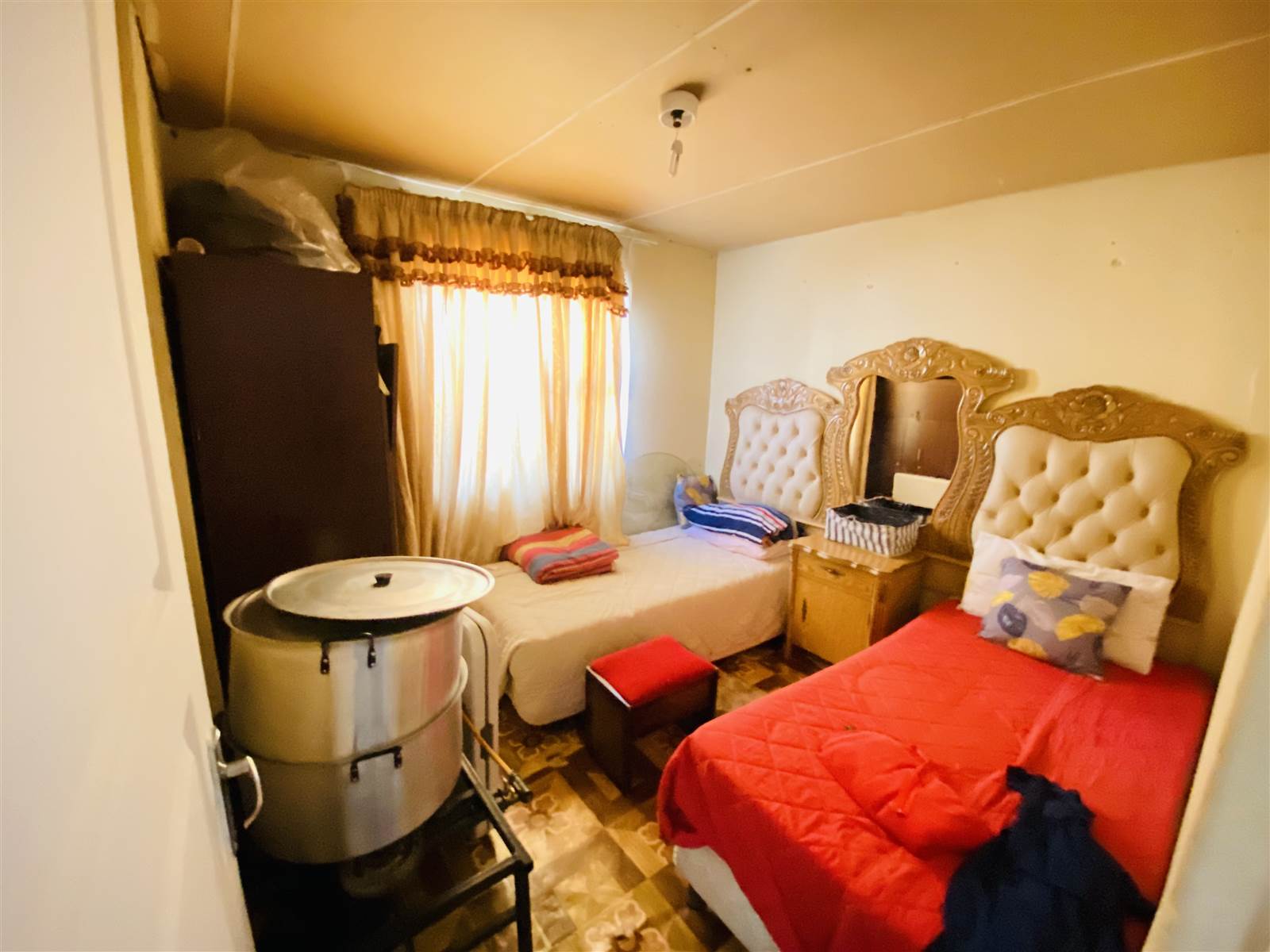 3 Bed House in Port Elizabeth Central photo number 8